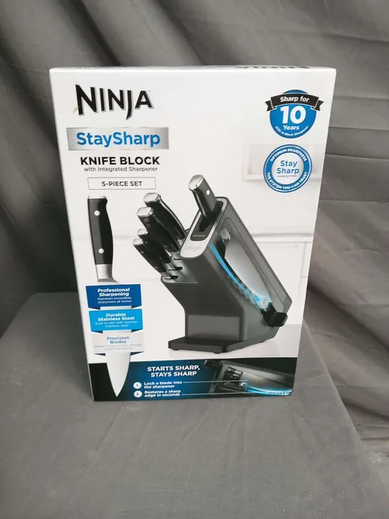 BRAND NEW BOXED NINJA STAY SHARP KNIFE BLOCK 5 PIECE SET