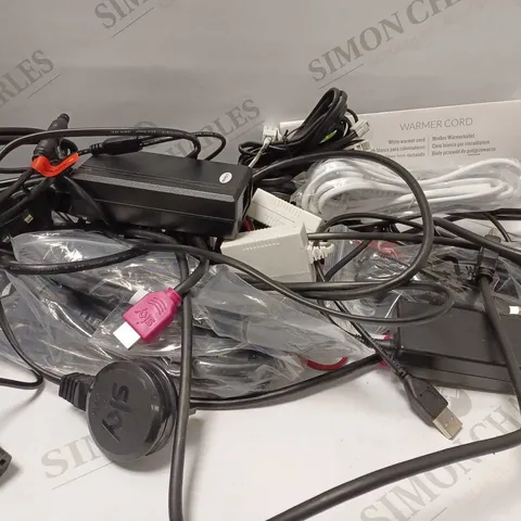 LOT OF APPROX 25 ASSORTED POWER CABLES AND LEADS 