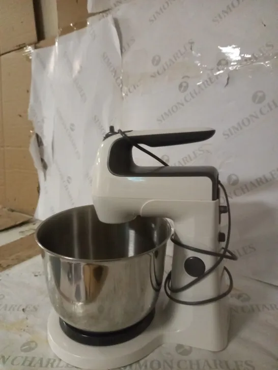 BREVILLE MIXER 