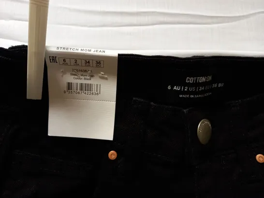 BOX OF APPROX 25 BRAND NEW COTTON:ON STRETCH MOM JEANS - BLACK SIZE AUS 6