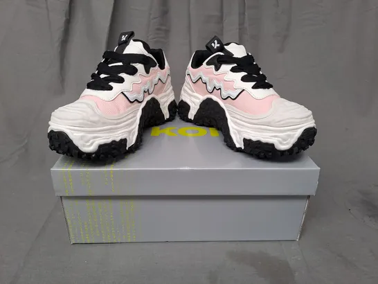 BOXED PAIR OF KOI LAYER CAKE CHUNKY TRAINERS IN WHITE/PINK UK SIZE 2