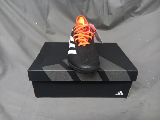 BOXED PAIR OF ADIDAS PREDATOR LEAGUE SHOES IN BLACK/WHITE/ORANGE UK SIZE 9