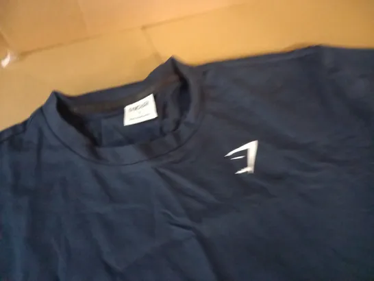 GYMSHARK NAVY T-SHIRT - S