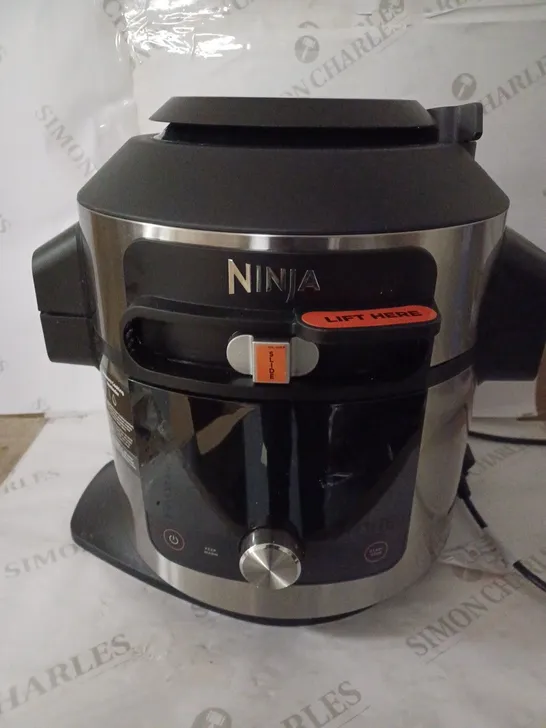 NINJA FOODI MAX SMARTLID MULTI-COOKER