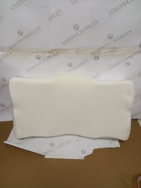 MEMORY FOAM PILLOW