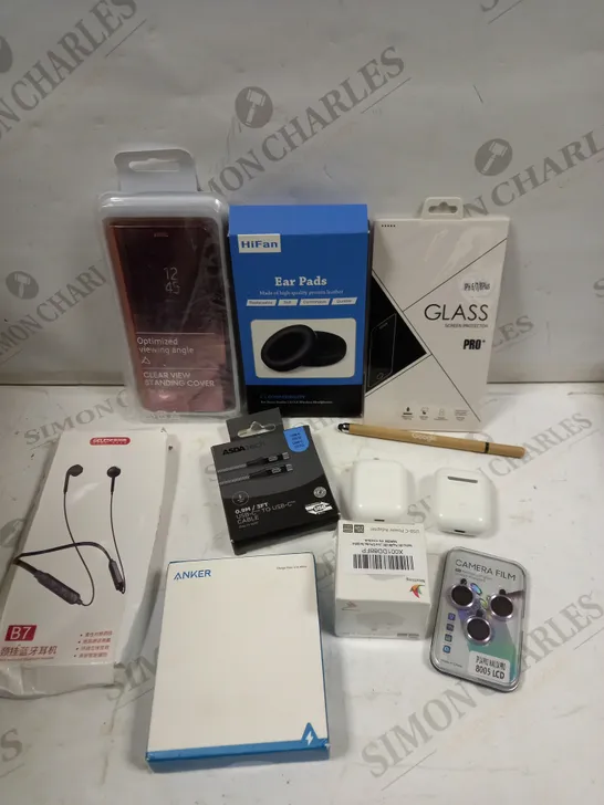 BOX OF APPROXIMATELY 35 ASSORTED PHONE & TABLET ACCESSORIES TO INCLUDE POWERBANK, AIR POD CHARGING CASE, GLASS PROTECTORS ETC 