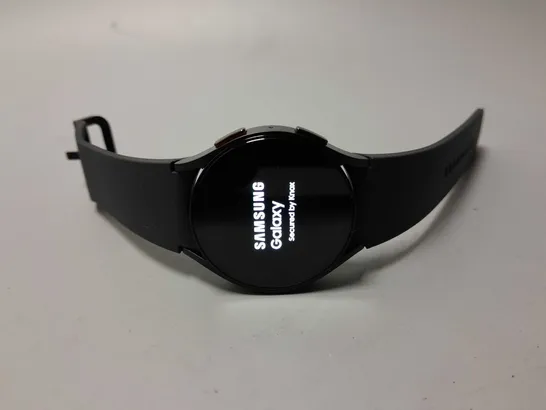 BOXED SAMSUNG GALAXY WATCH6