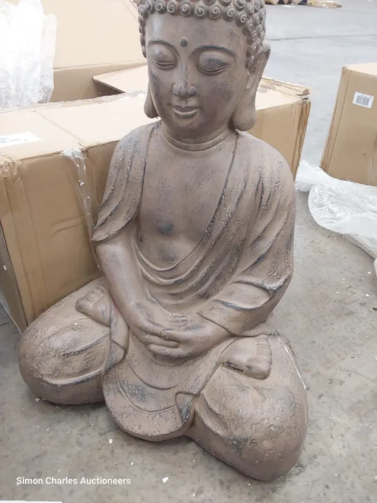 BOXED LARGE SITTING BUDHA FIGURE