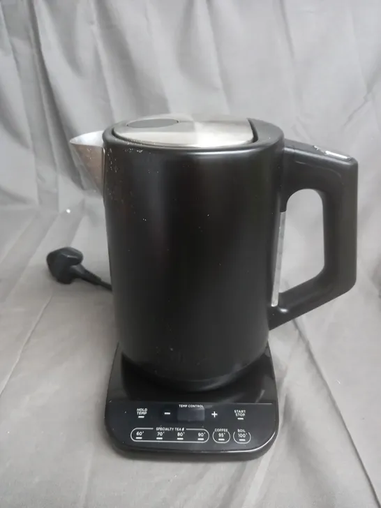 BOXED NINJA PERFECT TEMPERATURE KETTLE KT200UK