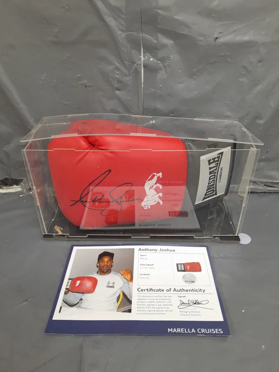 SIGNED ANTHONY JOSHUA BOXING GLOVE WITH CERTIFICATE OF AUTHENTICITY - COLLECTION ONLY 