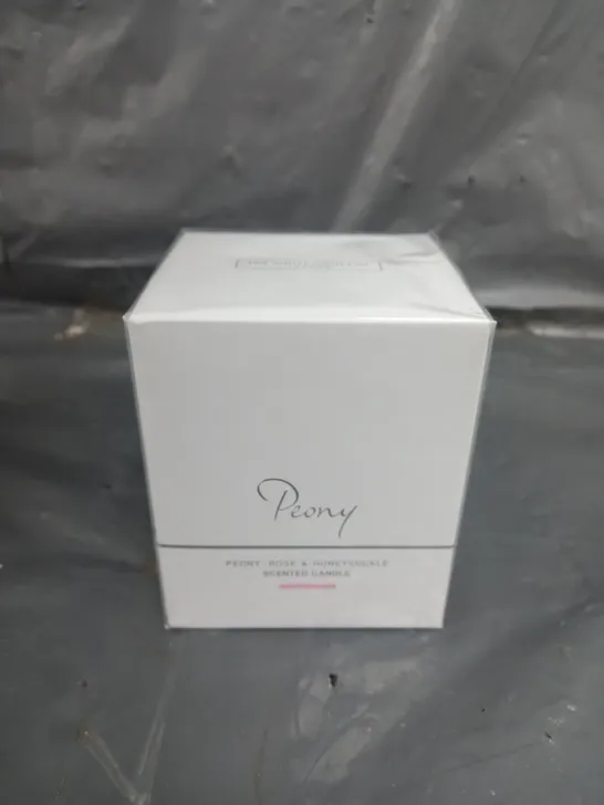 BOXED AND SEALED THE WHITE COMPANY PEONY , ROSE , HONEYSUCKLE , SCENTED CANDLE 