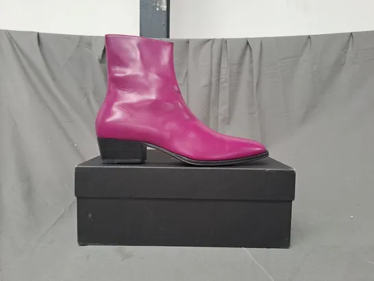 BOXED PAIR OF PAUL SMITH SIDE-ZIP ANKLE BOOTS IN PURPLE SIZE 10