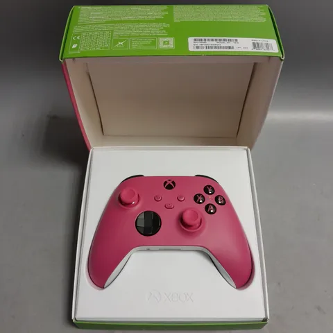 BOXED XBOX DEEP PINK WIRELESS AND BLUETOOTH CONTROLLER
