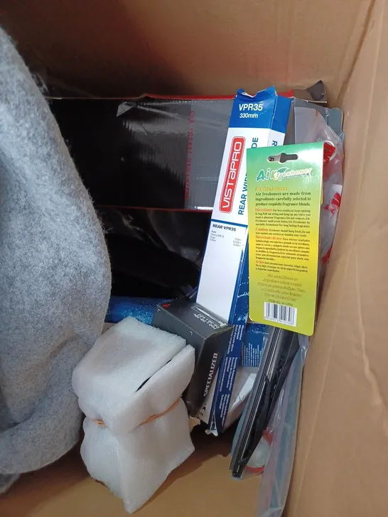 BOX OF ASSORTED CAR PART AND ACCESSORIES 