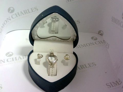 MY WISH COLLEZIONI DESIGNER WATCH AND EARRING SET IN MIRRORED HEART BOX
