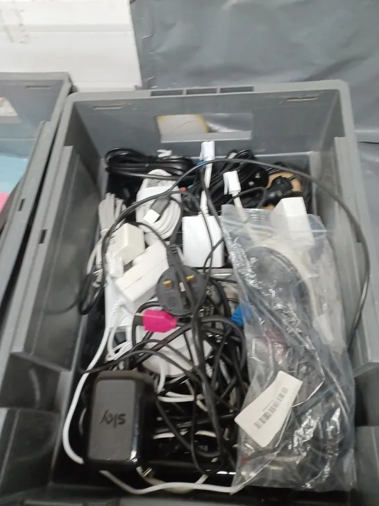 BOX OF APPROXIMATELY 20 ASSORTED ELECTRICAL ITEMS TO INCLUDE REMOTE CONTROLS, POWER CABLES AND ROUTERS