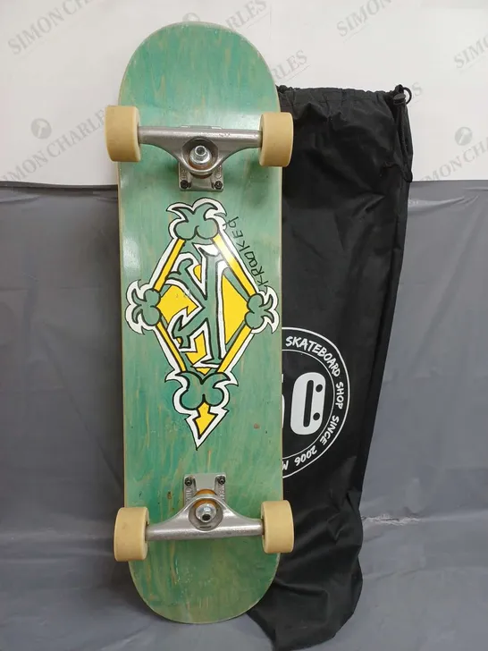 SKATEBOARD WITH BAG 