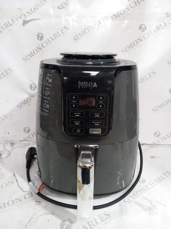 NINJA AIR FRYER 3.8L AF100UK