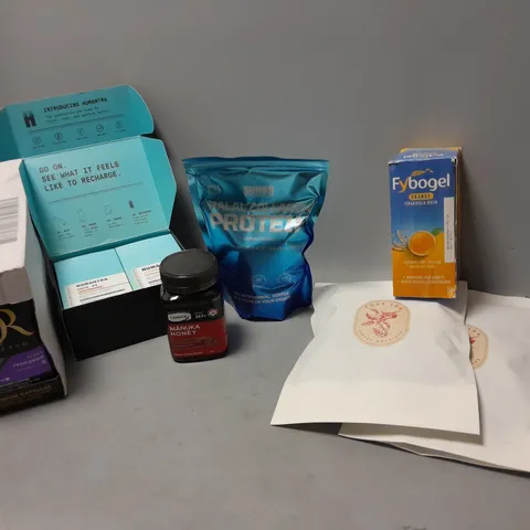 LOT OF ASSORTED FOOD ITEMS TO INCLUDE MANUKA HONEY, SUNNA COLLAGEN PROTEIN, ETC