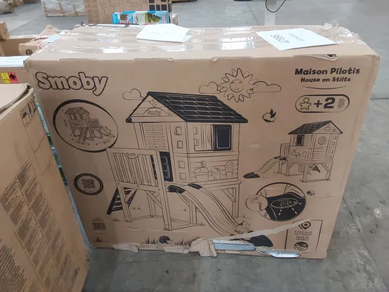 BOXED SMOBY MAISON PILOTIS HOUSE ON STILTS