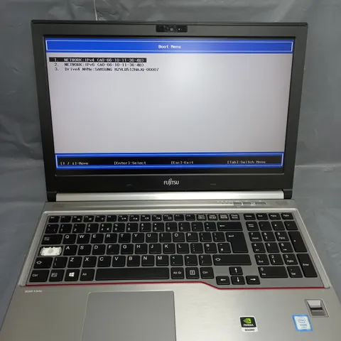 FUJITSU CELSIUS H770	15 INCH XEON E3-1505M V6 3.00GHZ