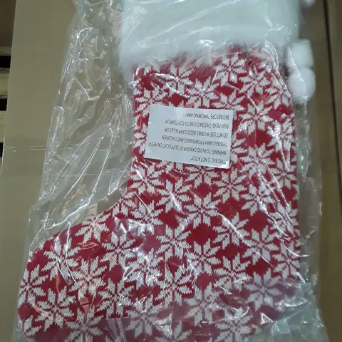 BOX CONTAINING APPROXIMATELY 35 BRAND NEW SNOWFLAKE STOCKINGS
