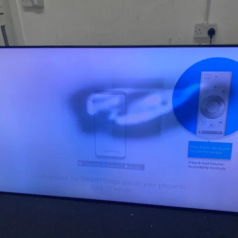 SAMSUNG QE75Q950R 75" QLED 8K HDR SMART TV WITH ONE CONNECT BOX, REMOTE CONTROL 