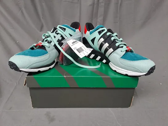 BOXED PAIR OF ADIDAS EQUIPMENT RUNNING SUPPORT SHOES IN MULTICOLOUR UK SIZE 10.5