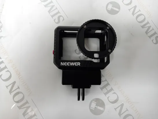 BOXED NEEWER ALUMINIUM CAGE WITH 52MM FILTER MOUNT & MIC ADAPTER MOUNT AC002