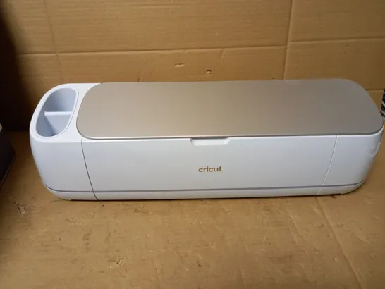 CRICUT MAKER 3 