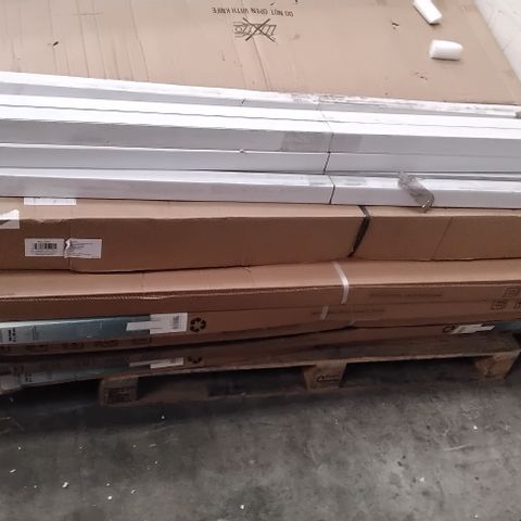 PALLET OF ASSORTED BOXED FURNITURE PARTS INCLUDING SHOWER SIDE PANELS 70 X 90CM, TRINITY PREMIUM 10MM DOOR PROFILE LH BOXES