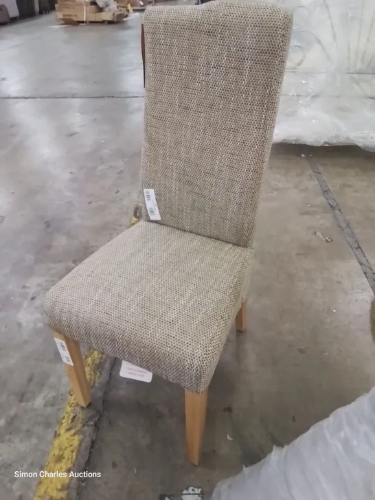 DESIGNER UPHOLSTERED DINING CHAIR