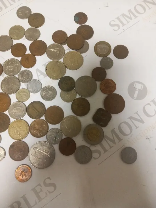 LARGE COLLECTION OF RANDOM VINTAGE WORLD COINS