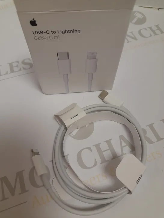 APPLE USB-C TO LIGHTNING CABLE 1M 