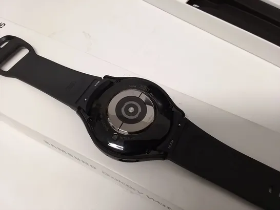 UNBOXED SAMSUNG GALAXY WATCH 5 WITH BLACK STRAP