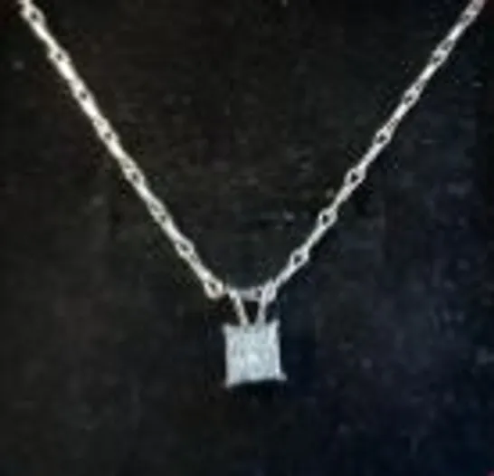 18CT WHITE GOLD PENDANT ON CHAIN, SET WITH NATURAL PRINCESS CUT DIAMOND