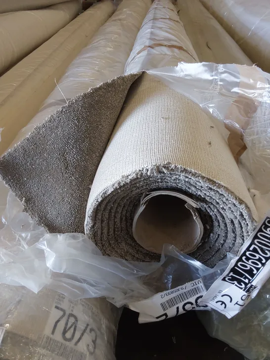 ROLL OF QUALITY EC HEARTLAND TENBURY CARPET // SIZE: APPROX 5 X 5.25m