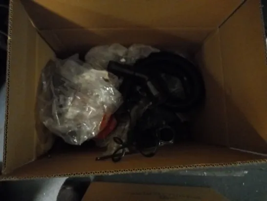 BOX OF APPROXIMATELY 20 ELECTRICAL ITEMS, TO INCLUDE MASTERPLUG, TECKNET AND PANASONIC PRODUCTS