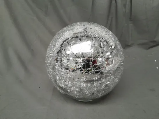 20CM BATTERY OPERATED LIT CRACKLE EFFECT BALL  RRP £21.99