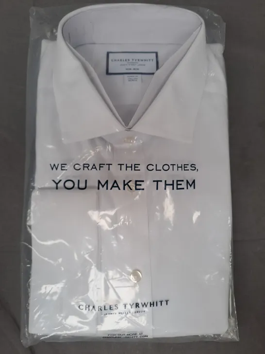 CHARLES TYRWHITT CLASSIC FIT SHIRT IN WHITE SIZE 17.5/35INCH