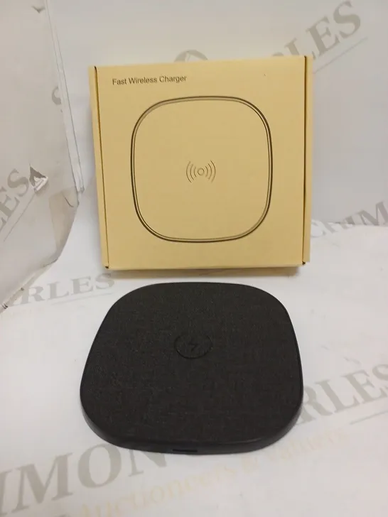 TS01 FAST WIRELESS CHARGER 