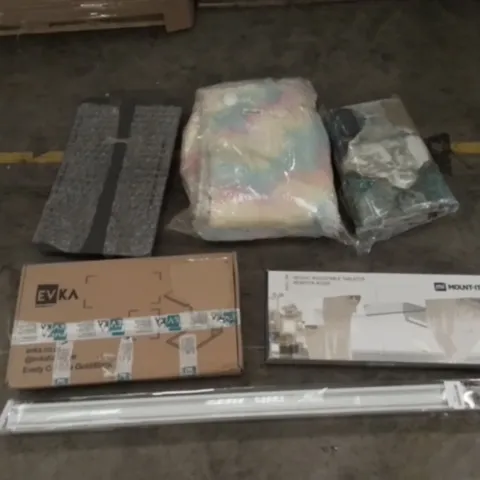 PALLET OF UNPROCESSED ITEMS TO INCLUDE TABLETOP MONITOR RAISER, C-TABLE EVERLY, AND PATTERNED THROW