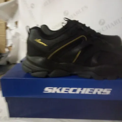 SKETCHERS BLACK TRAINERS SIZE 7