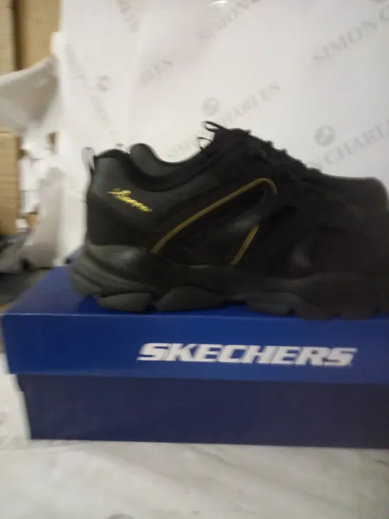 SKETCHERS BLACK TRAINERS SIZE 7