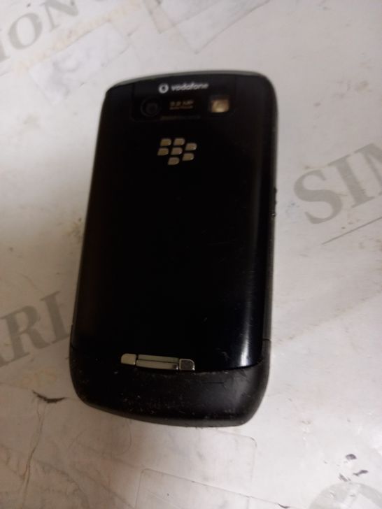 BLACKBERRY 8900