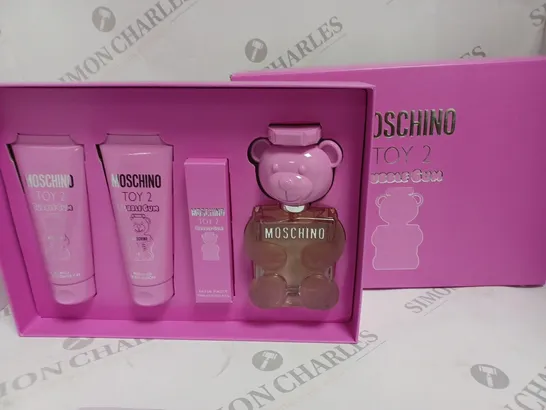 MOSCHINO TOY 2 BUBBLE GUM 4-PIECE SET RRP £85