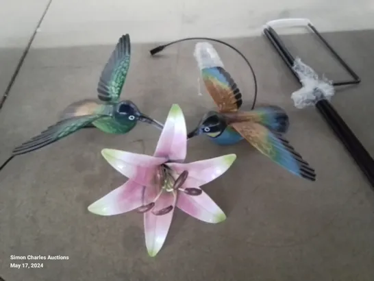 BOXED HOME2GARDEN HUMMINGBIRD WINDSPINNER