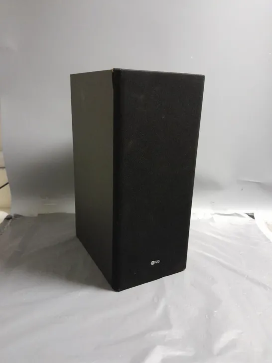 LG WIRELESS ACTIVE SUBWOOFER SPL5B-W