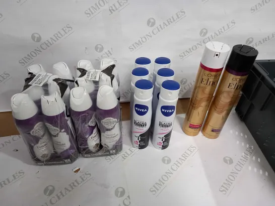 LOT OF APPROX 20 ASSORTEDAEROSOLS TO INCLUDE SHOWER FOAM, BODY SPRAY AND HAIR SPRAY