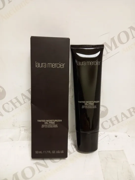 LAURA MERCIER OIL FREE TINTED MOISTURIZER SPF 20 50ML - 2W1 BISQUE 